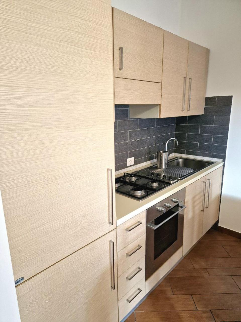 Domus Livio, 7 Min Fco Airport, Free Wifi, Garden Apartment, 2 Tv Hd Φιουμιτσίνο Εξωτερικό φωτογραφία