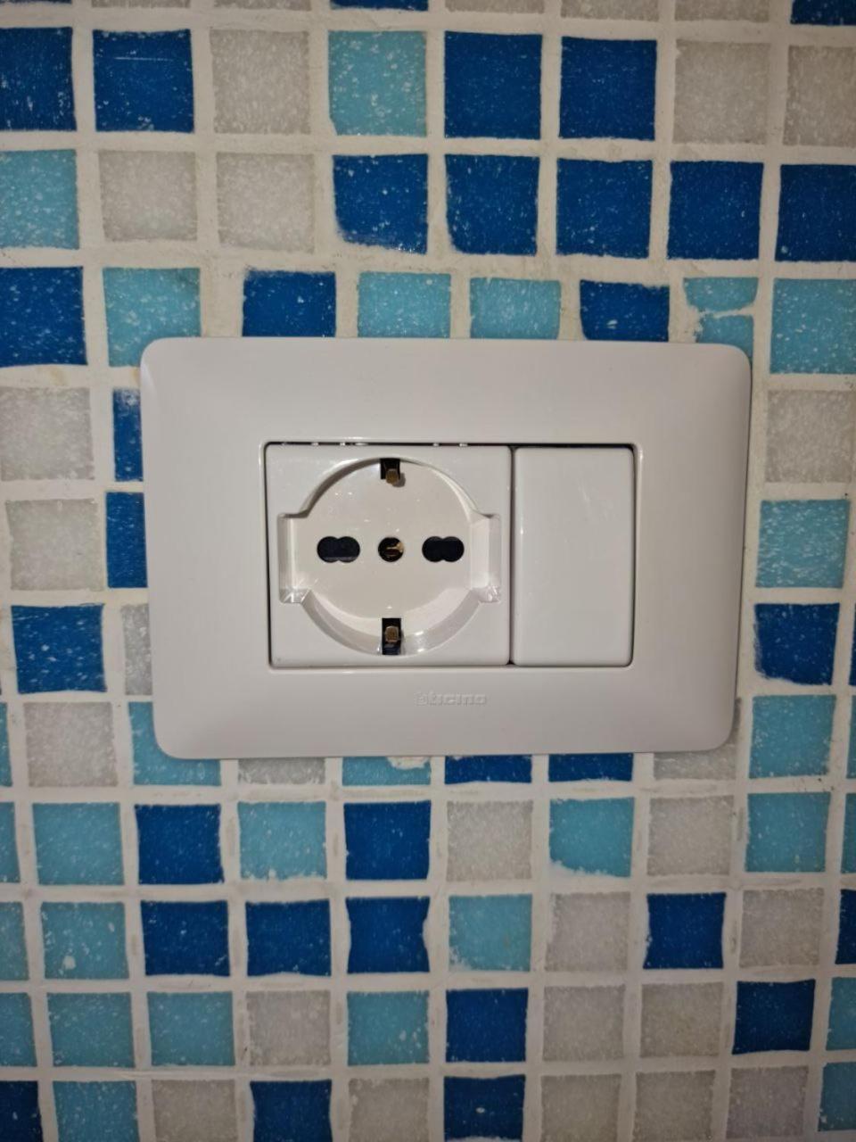 Domus Livio, 7 Min Fco Airport, Free Wifi, Garden Apartment, 2 Tv Hd Φιουμιτσίνο Εξωτερικό φωτογραφία