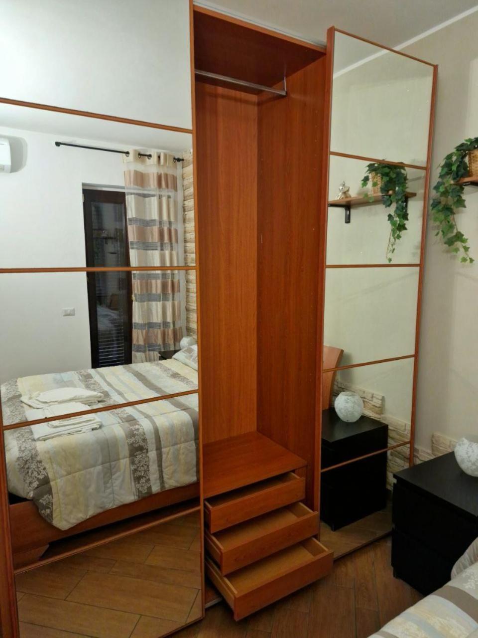Domus Livio, 7 Min Fco Airport, Free Wifi, Garden Apartment, 2 Tv Hd Φιουμιτσίνο Εξωτερικό φωτογραφία