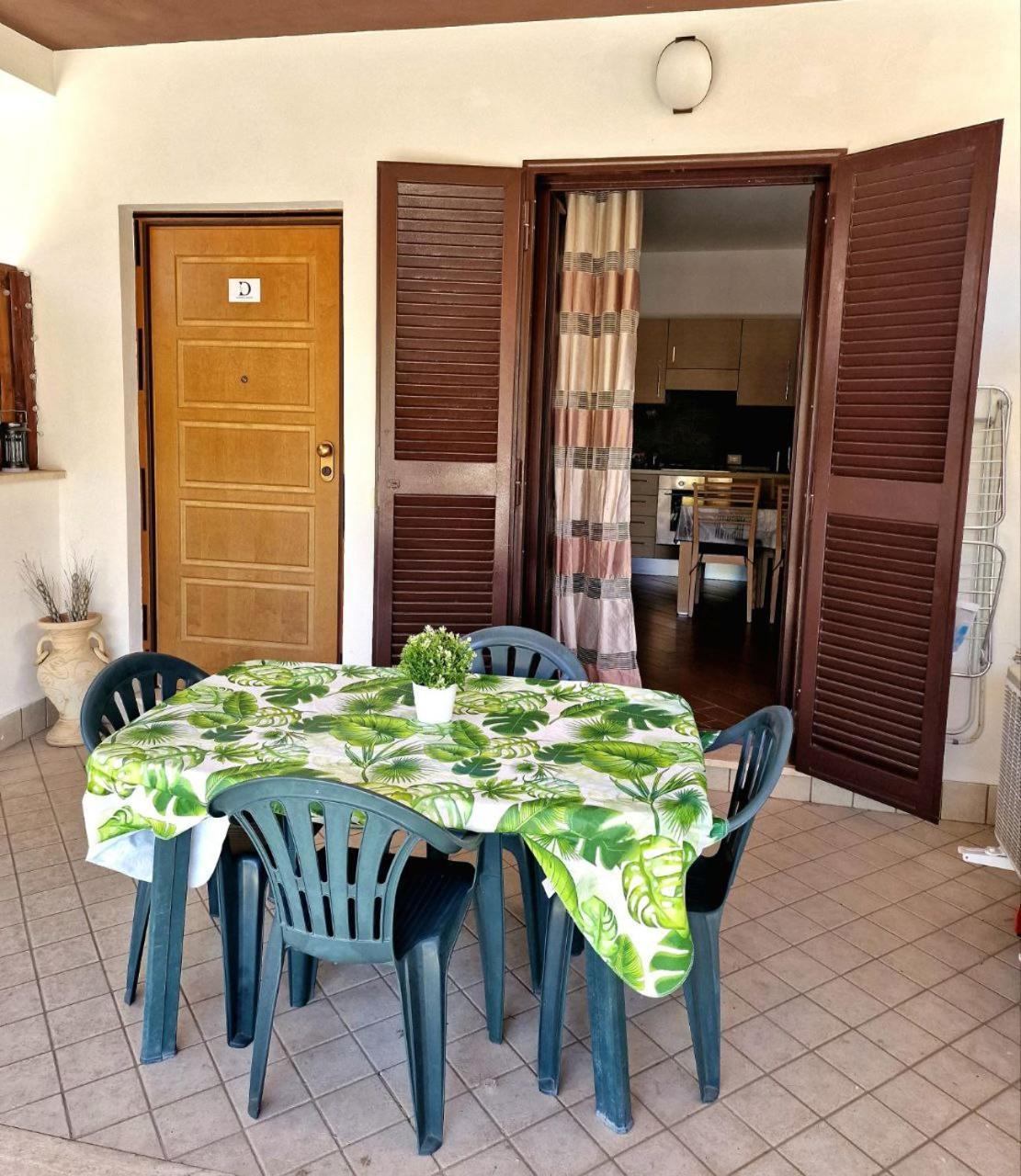 Domus Livio, 7 Min Fco Airport, Free Wifi, Garden Apartment, 2 Tv Hd Φιουμιτσίνο Εξωτερικό φωτογραφία